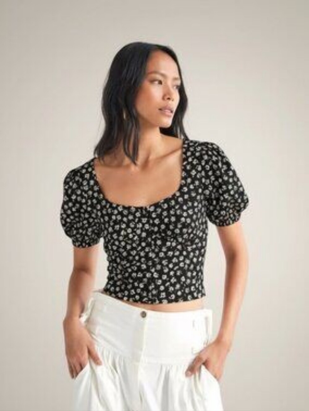 Free People Black Floral Puff-Sleeve Crop Top - Women Skirt Category